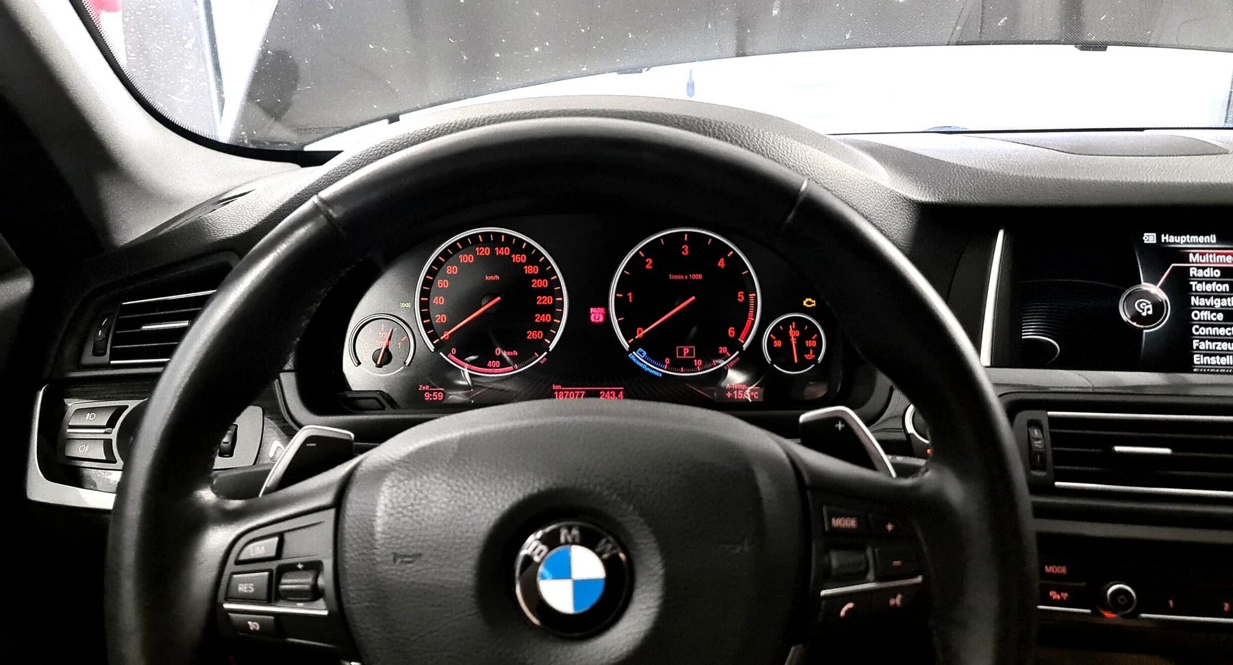 BMW cockpit